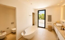 Villa in Nova Santa Ponsa - ChatGPT Image Jun 3, 2026, 09_59_12 AM