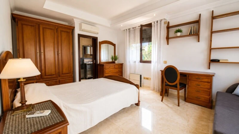 Villa in El Toro - Port Adriano - ChatGPT Image Jul 13, 2026, 01_23_47 PM