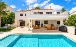 Villa in El Toro - Port Adriano - Mediterranean Villa with Turquoise Pool.jpg